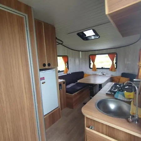 Campingplads Gulbahce Karavan Urla